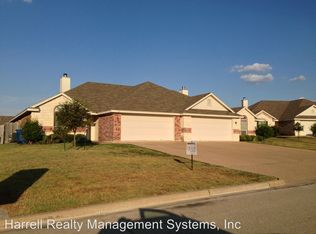 621 Park Hill Cir, Hewitt, TX 76643