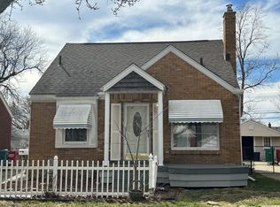 23051 N David Ave, Eastpointe, MI 48021