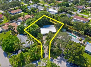 404 Dover Cir, Tequesta, FL 33469