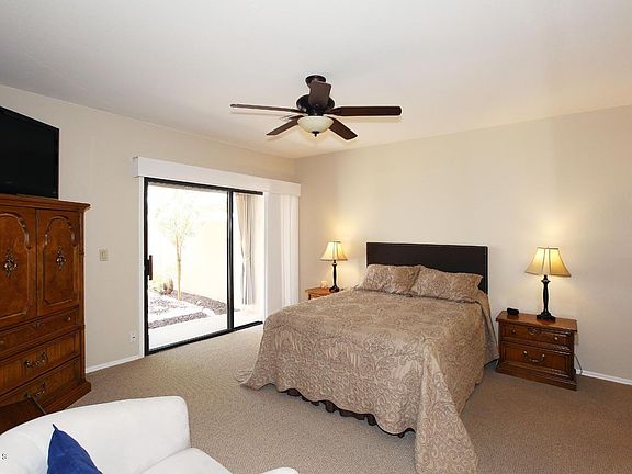 3rd image of 8905 E MEADOW HILL Drive