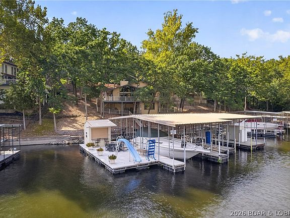 2nd image of 109 Hawk Cir
