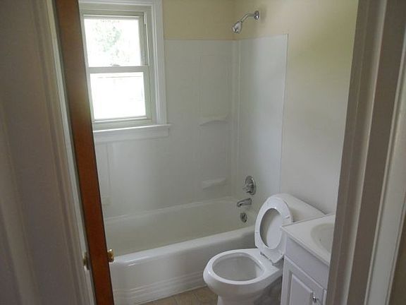 New Full Bath (2 Full Baths)