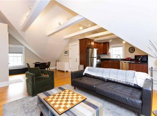 133 6th St #3, Providence, RI 02906