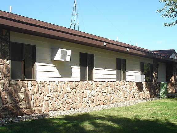 3rd image of 700 Oak St #16434138