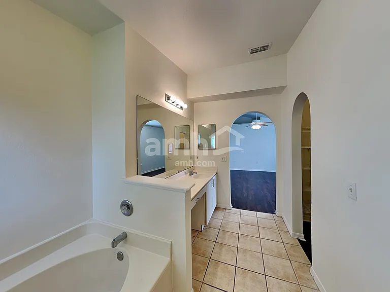 9172 Upstream Ct — Photo 12