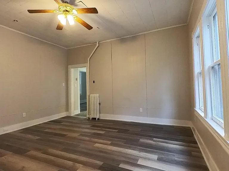1715 Sanderson Ave #1 — Photo 7