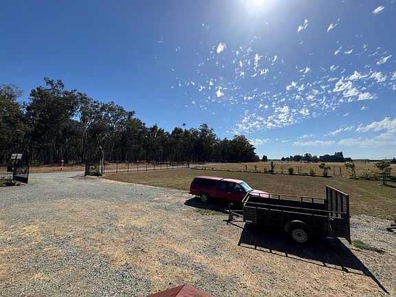4th image of 12379 Clay Station Rd