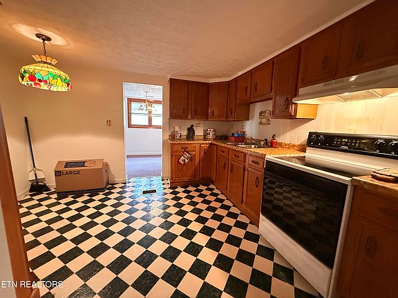 3rd image of 3682 Left Poor Valley Rd