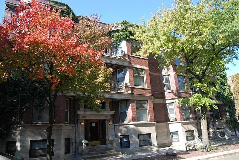 2920 N. Burling
