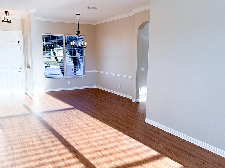 4002 SW Jarmer Rd — Photo 6