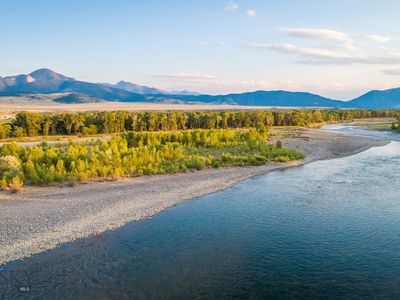 132 Old Clyde Park Rd, Livingston, MT, 59047
