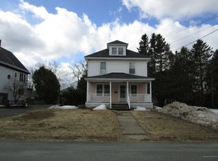 10 West St, Houlton, ME 04730