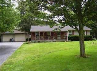 1244 Spring Valley Rd, London, OH 43140