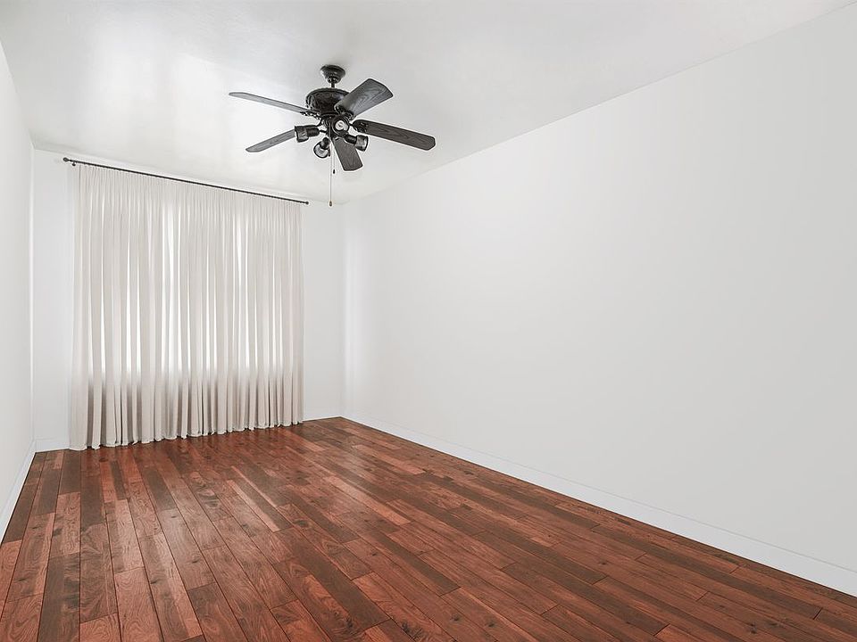 1st image of 1809 A C Powell Blvd APT 2B
