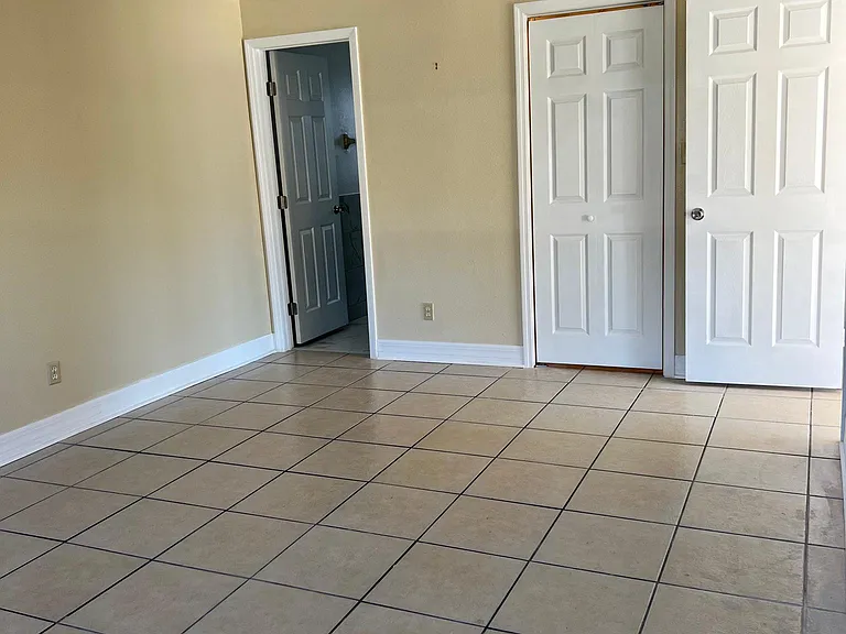2247 Coral Way #A — Photo 6