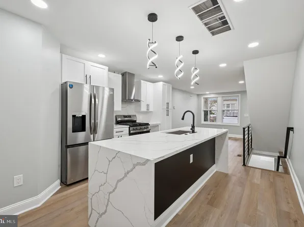 263 W Sulis St, Philadelphia, PA 19120