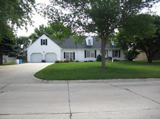 1223 Providence Rd, Wayne, NE 68787