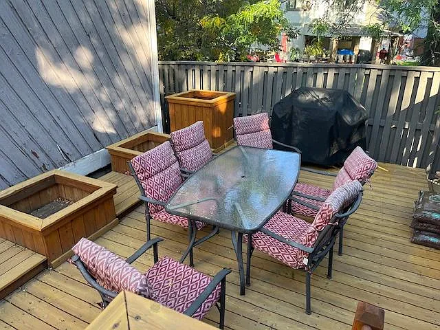 10213 E Peakview Ave — Photo 4