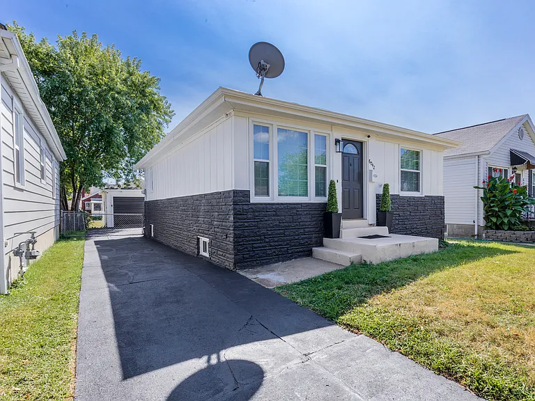 6042 Hancock Ave — Photo 34