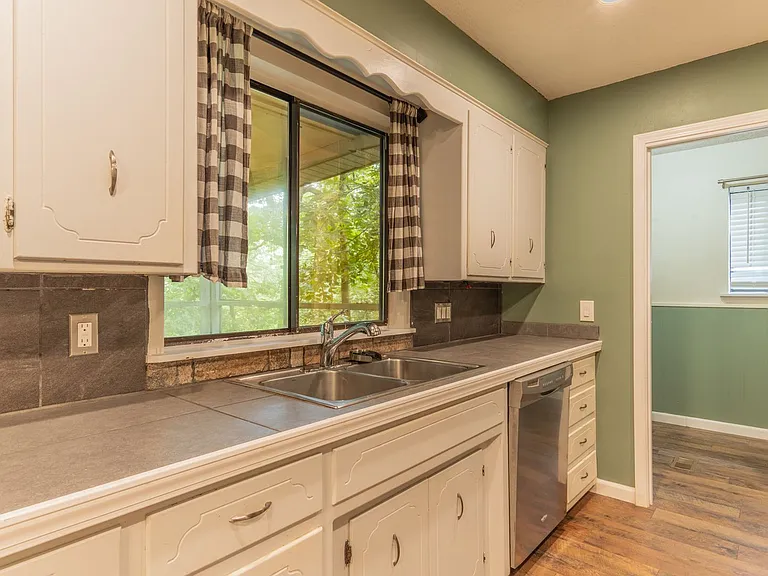 68 Sierra Dr — Photo 6
