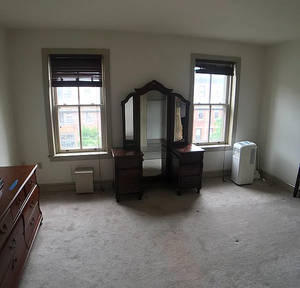 1826-fairmount-ave-b-16