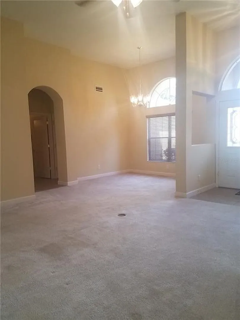 Beautiful home in Lakes of Mt. Dora — Photo 4