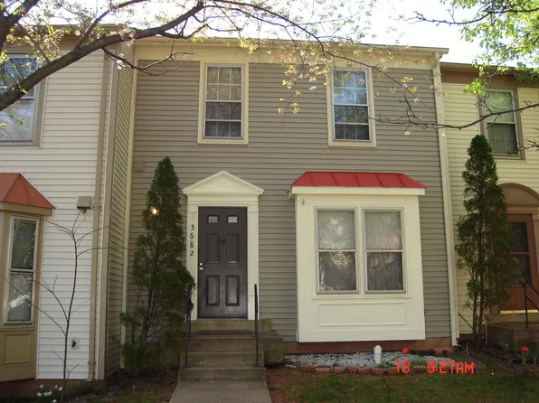 5682 Cabells Mill Ct, Centreville, VA 20120