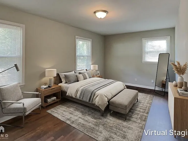 2715 Carriage Ln — Photo 3