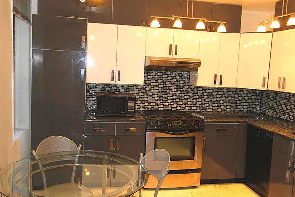 Sold by Superior Realty Service | media 45