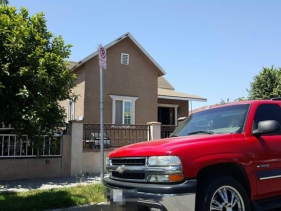 3rd image of 1022 E Sandison St