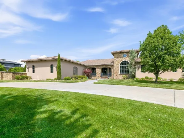 2511 E Flint Hills National Pkwy, Andover, KS 67002