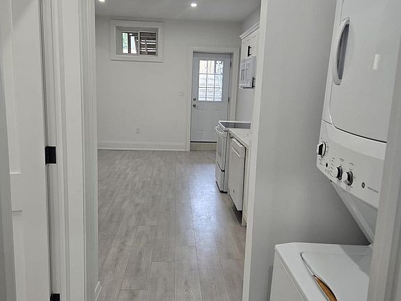 5th image of 195 Danforth Rd #Basement