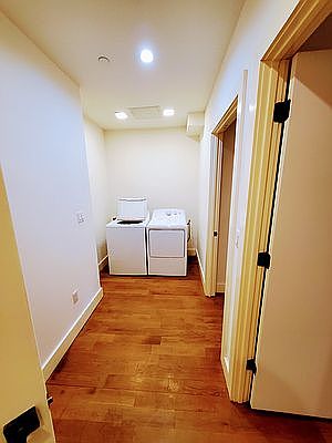 4th image of 826 Saint Johns Pl #1