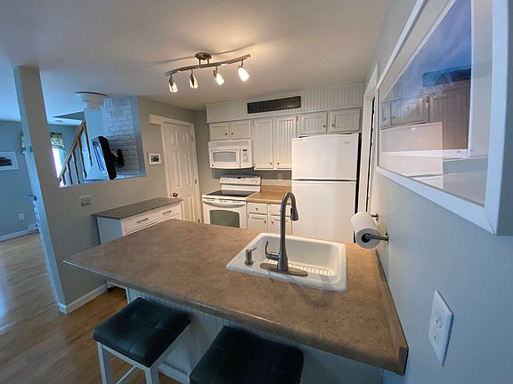 4th image of 118 Washington Rd #56