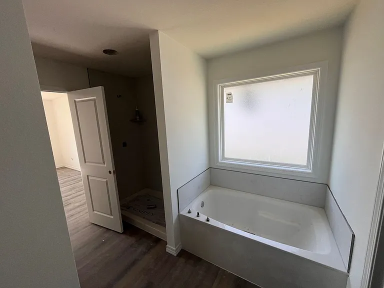 926 S Pindall Ln — Photo 11