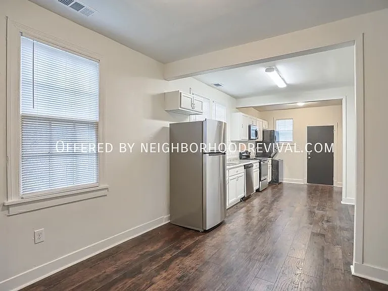 808 Ellsworth St — Photo 17
