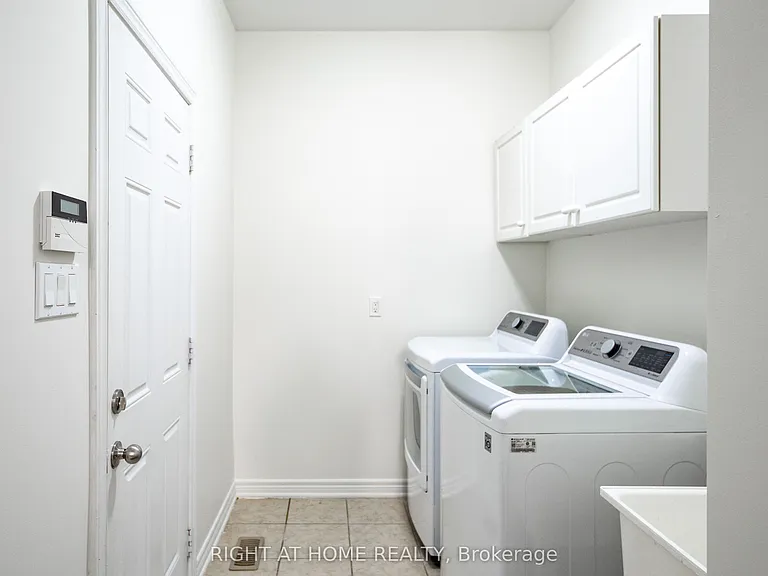 11 Amstel Ave — Photo 16