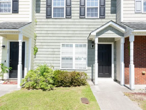 304 Bridgewood Dr, Jacksonville, NC 28546