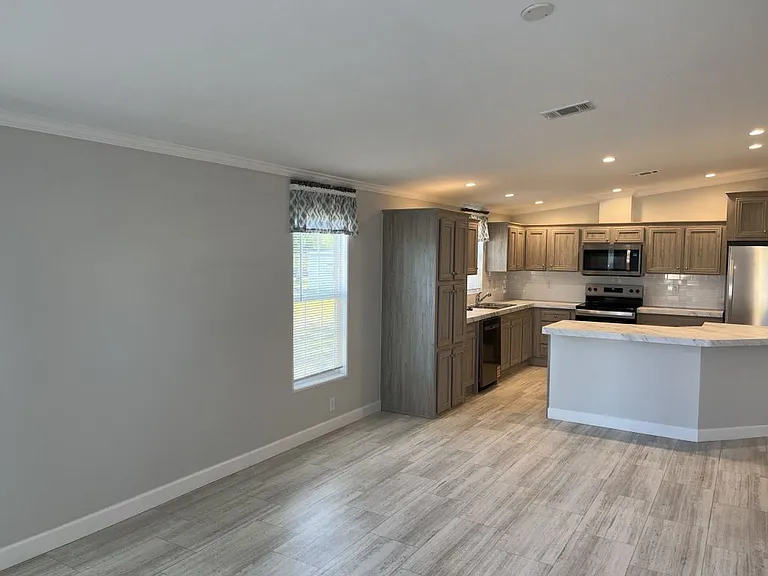 331 Peck St #116 — Photo 7