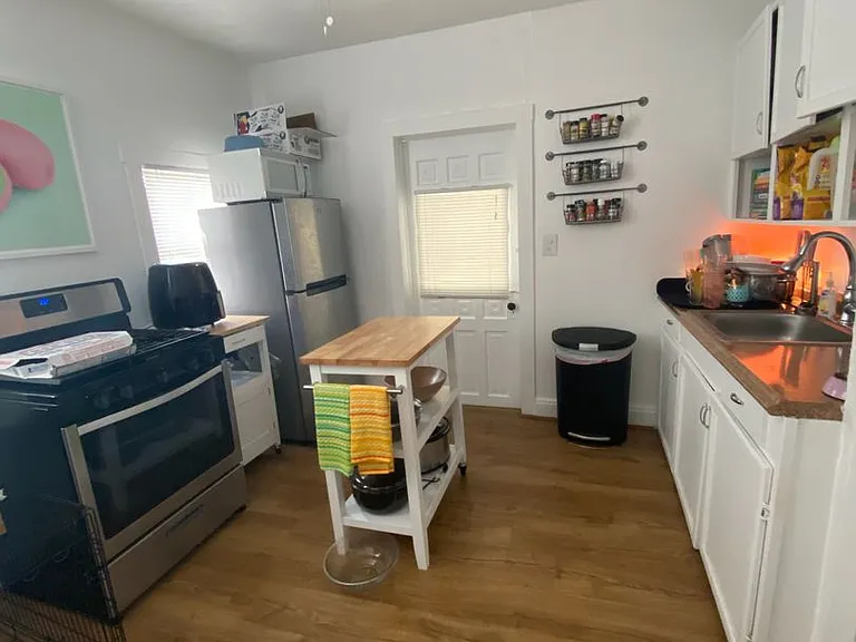110 Rush St — Photo 6