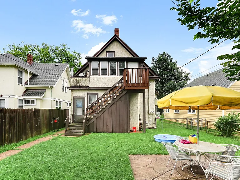 977 Fremont Ave E — Photo 15