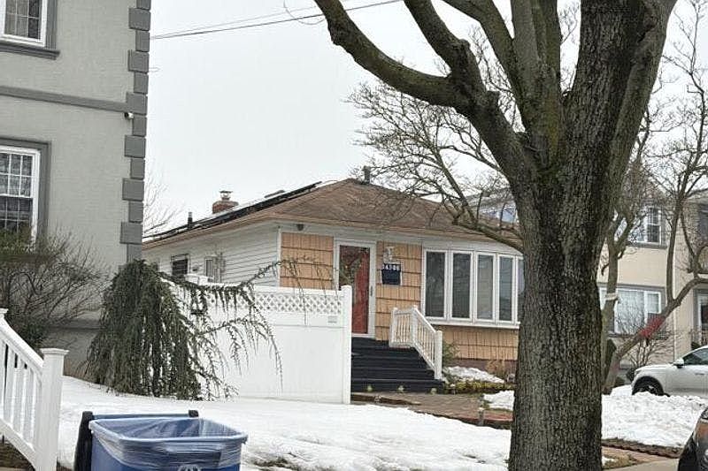 1st image of 243-08 149th Ave