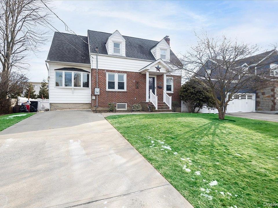 1st image of 3195 Nantucket Lane