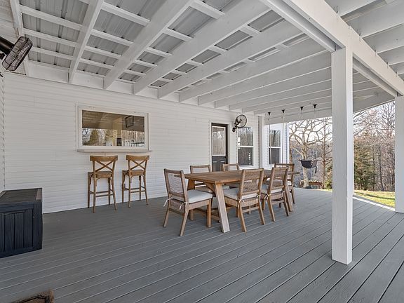 30th image of 3402 Blackburn Rd