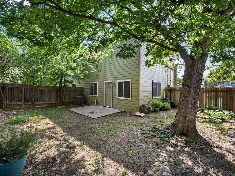 1720 Constantino Cir #A — Photo 28