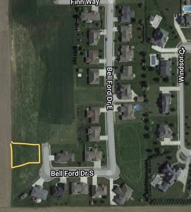 1st image of 1704 Bell Ford Dr W