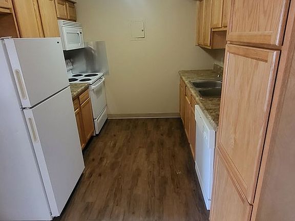 4th image of 8500 Granville Pkwy #9-934