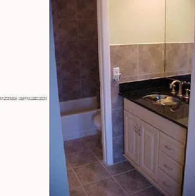 2408 NE 135th St #2408 — Photo 7