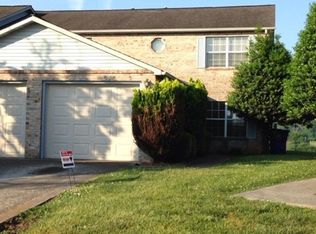 1716 William Blount Dr, Maryville, TN 37801