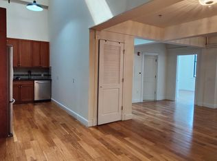 300 Communipaw Ave APT 130, Jersey City, NJ 07304
